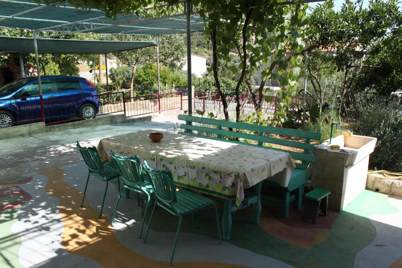 Apartments And Rooms With Parking Space Gradac, Makarska - 6819 Gradac  Dış mekan fotoğraf