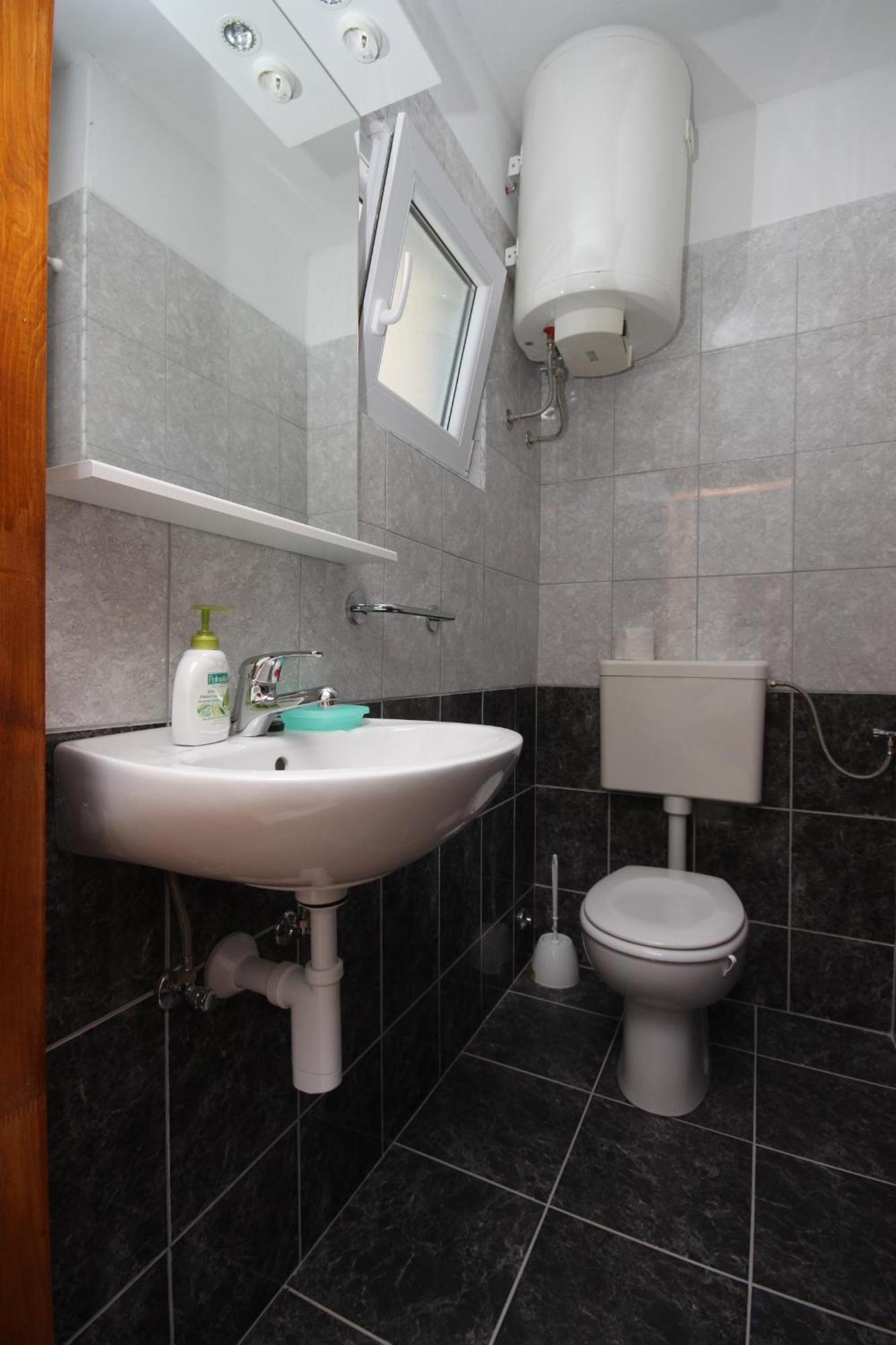 Apartments And Rooms With Parking Space Gradac, Makarska - 6819 Gradac  Oda fotoğraf